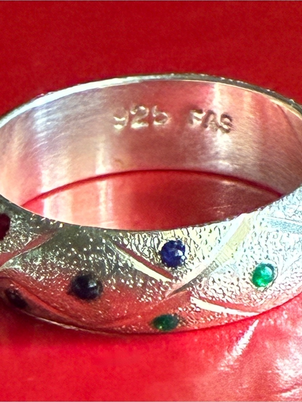 925 Silver Textured Band Ring with Blue and Green Stone Accents - Picture 7 of 9